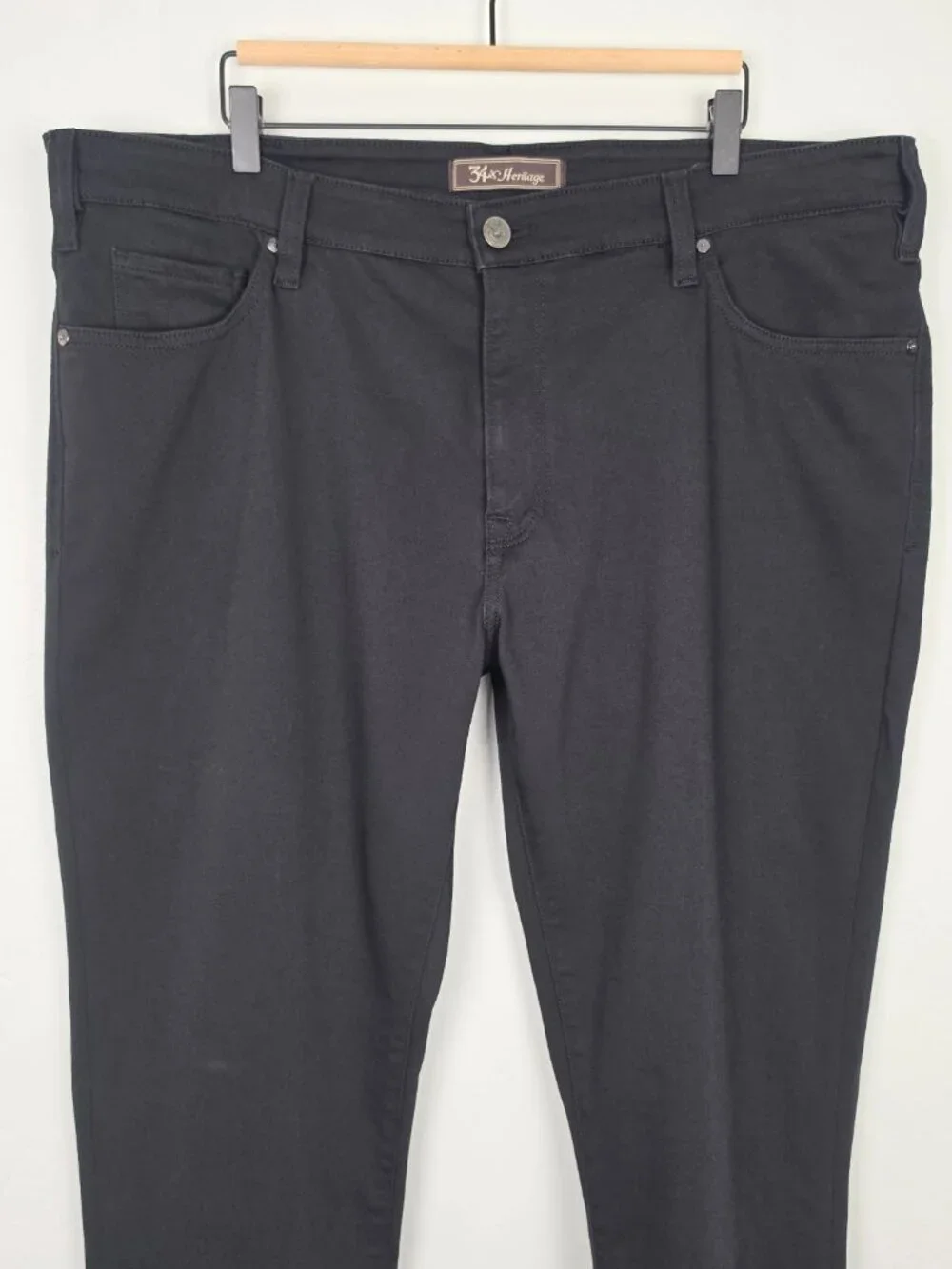 34 Heritage Size 42x32 Charisma Pants Stretch Comfort Classic Straight Leg Black